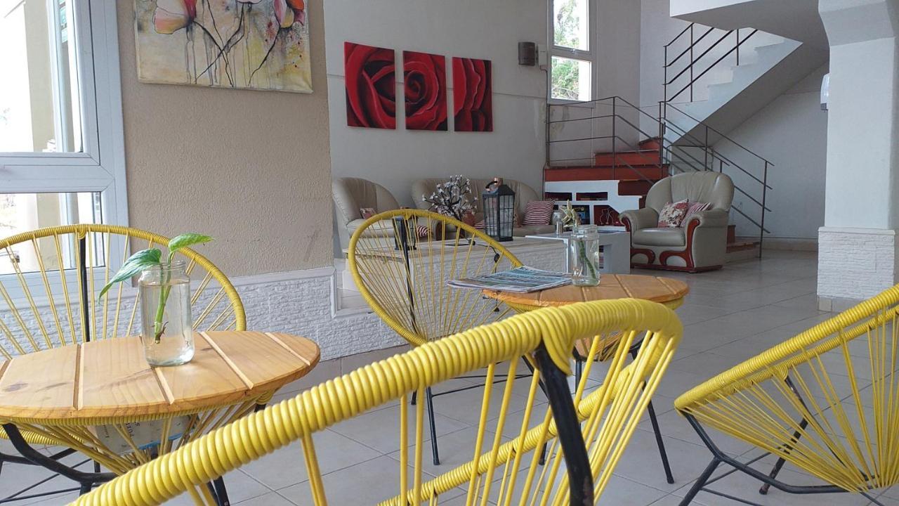 Vista Del Sol Bed and Breakfast Pinto Εξωτερικό φωτογραφία